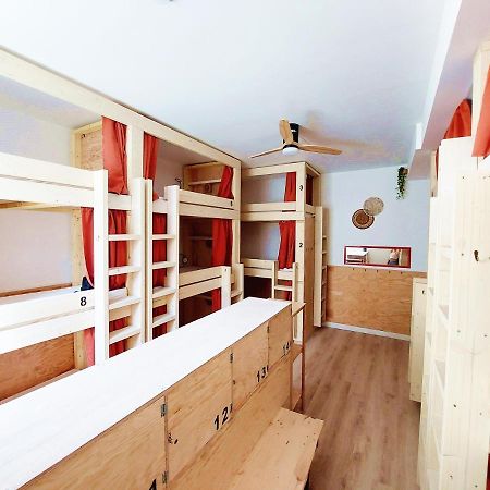 Coast - Utopy Hostel Biarritz Buitenkant foto